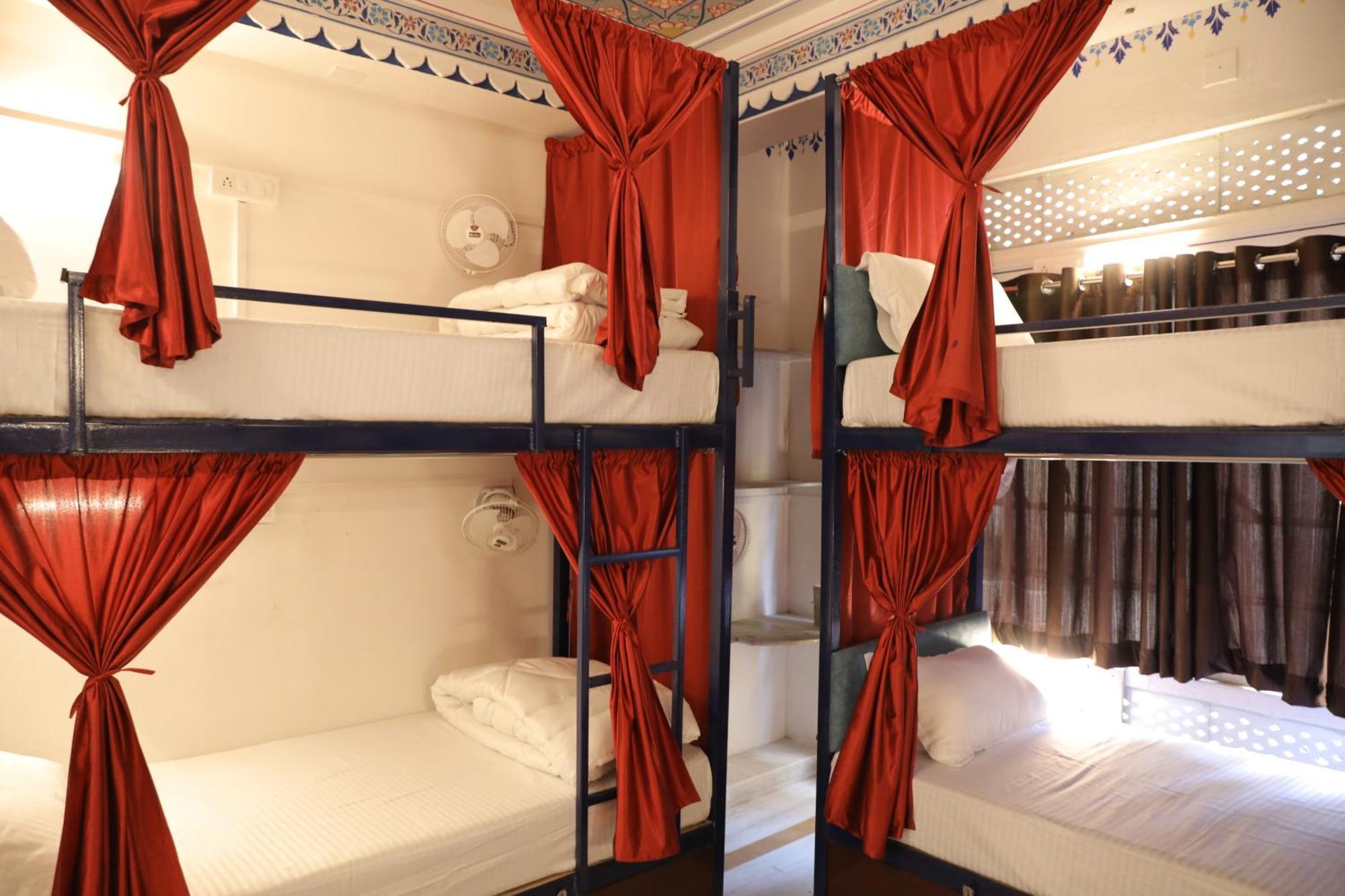 Hostel Funky Bunky Udaipur Exteriör bild