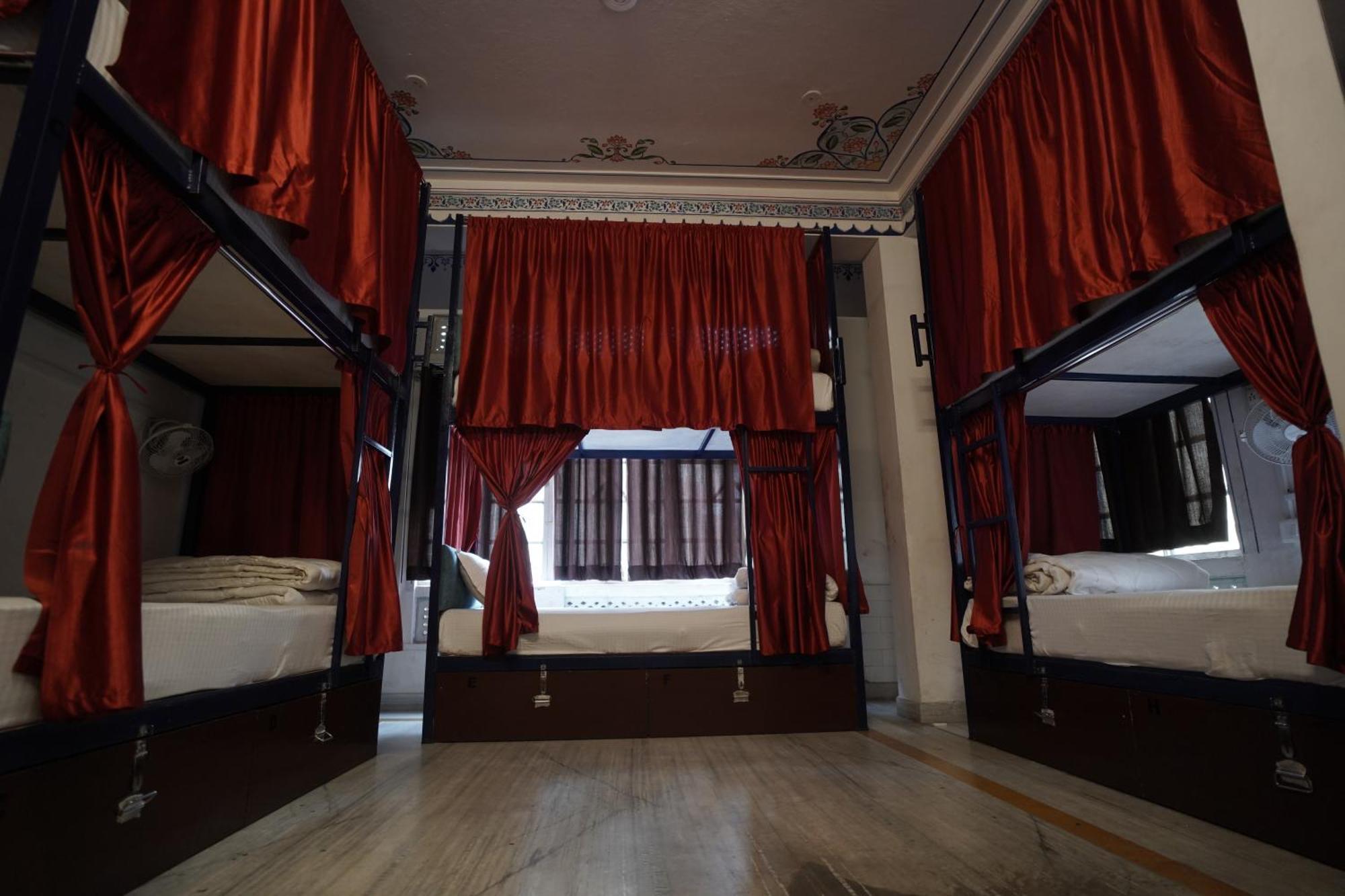 Hostel Funky Bunky Udaipur Exteriör bild