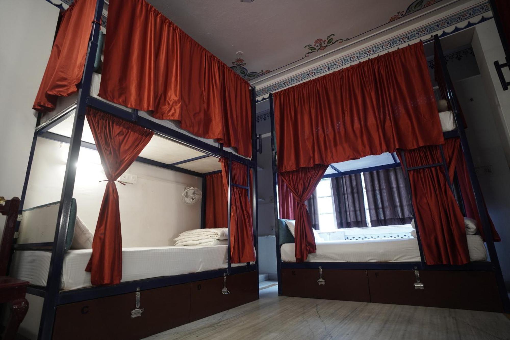 Hostel Funky Bunky Udaipur Exteriör bild