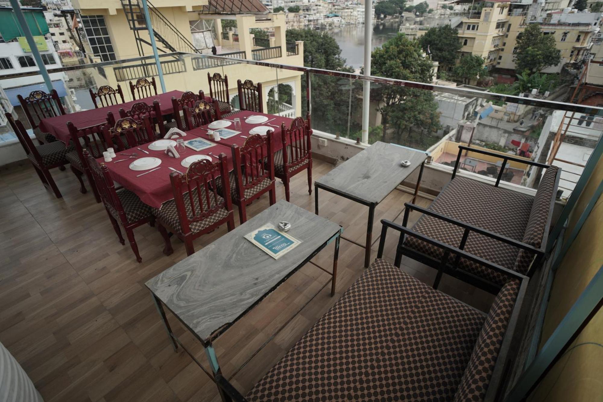 Hostel Funky Bunky Udaipur Exteriör bild