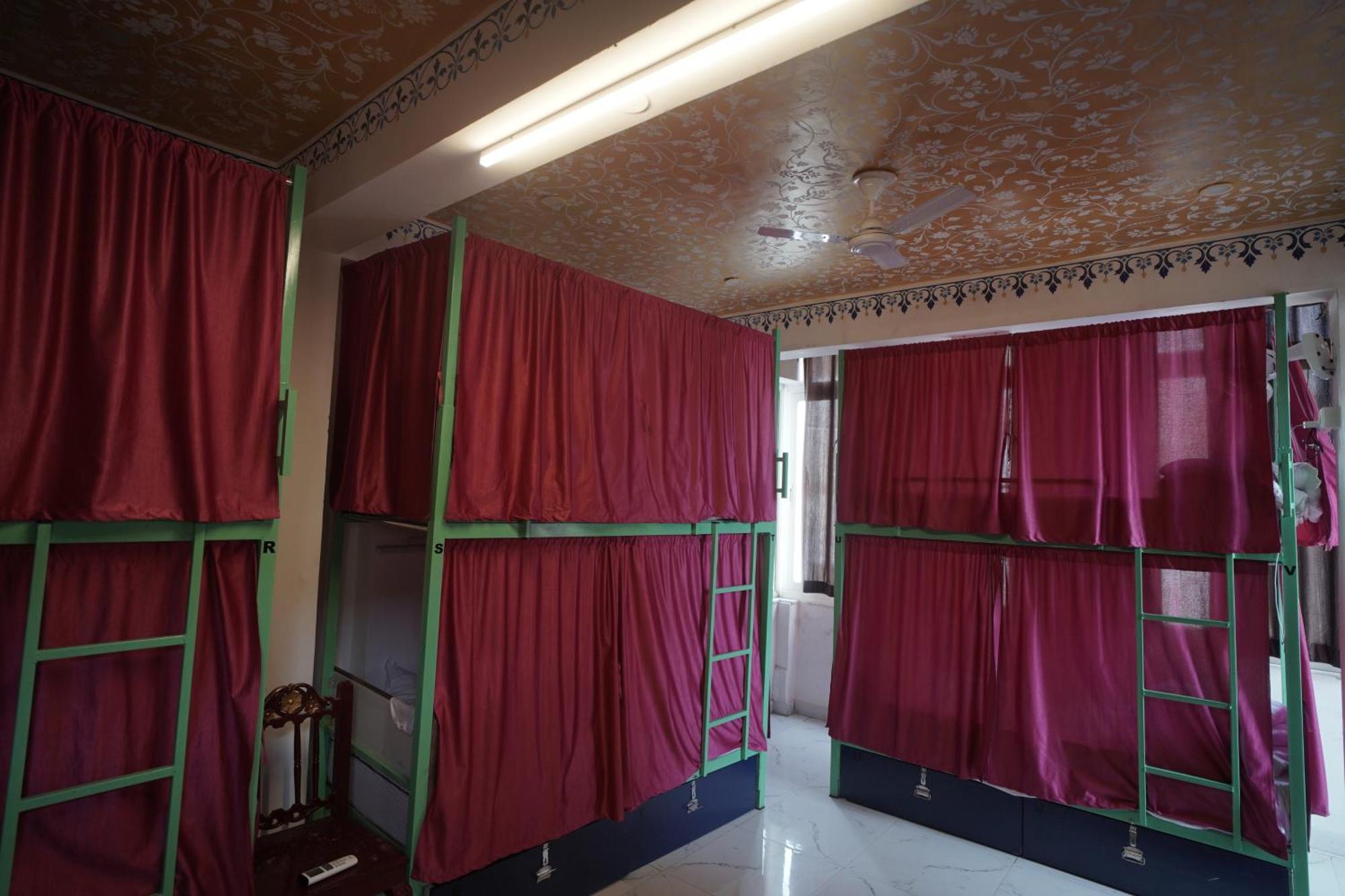 Hostel Funky Bunky Udaipur Exteriör bild