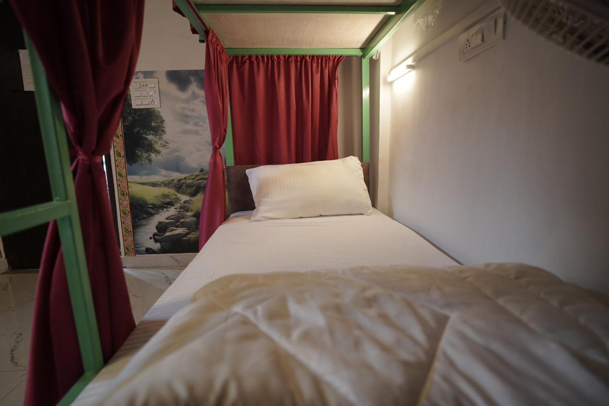 Hostel Funky Bunky Udaipur Exteriör bild