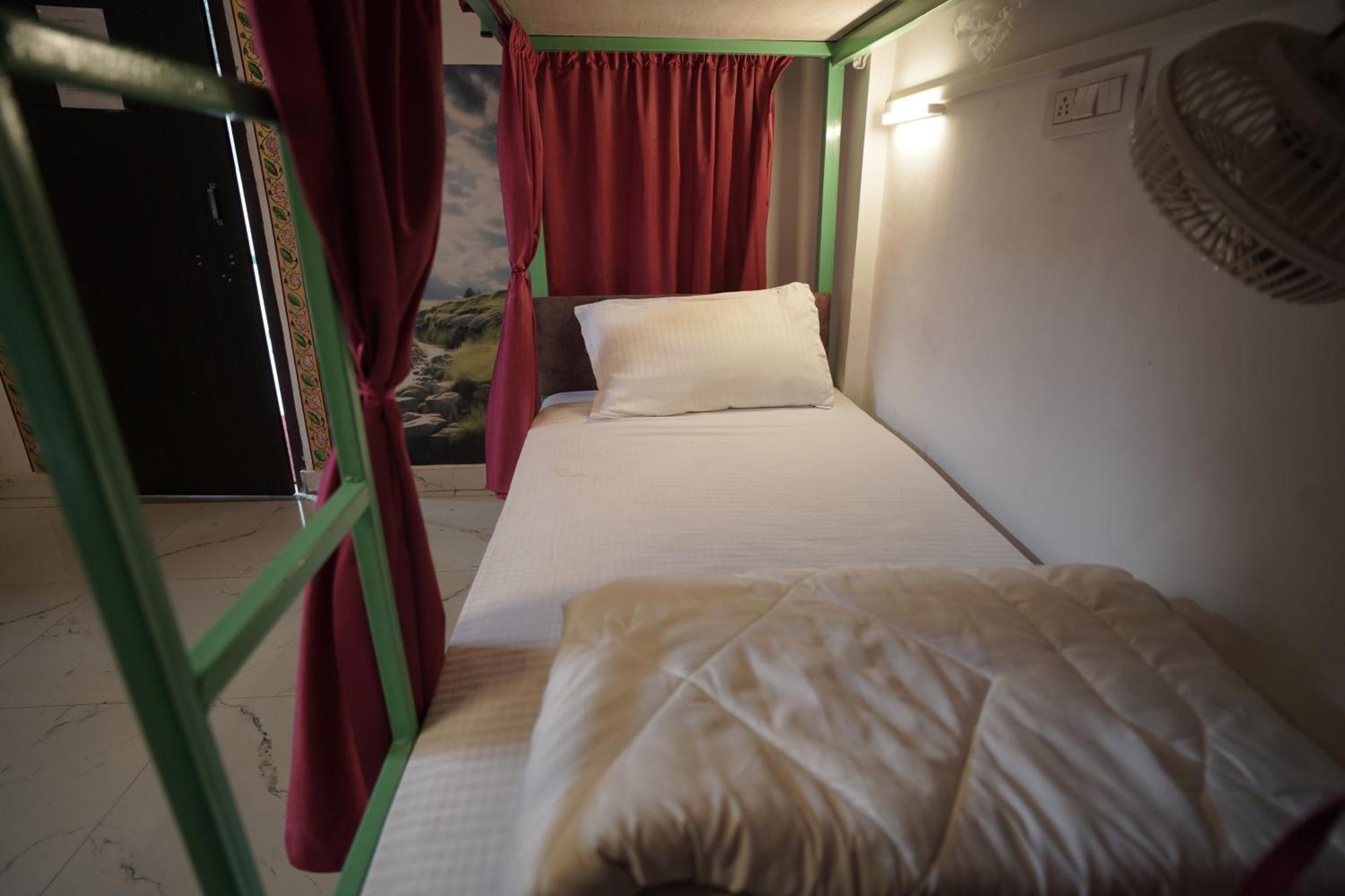 Hostel Funky Bunky Udaipur Exteriör bild